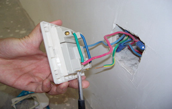 空调插座怎么选择 安装时接线方法及注意事项是什么